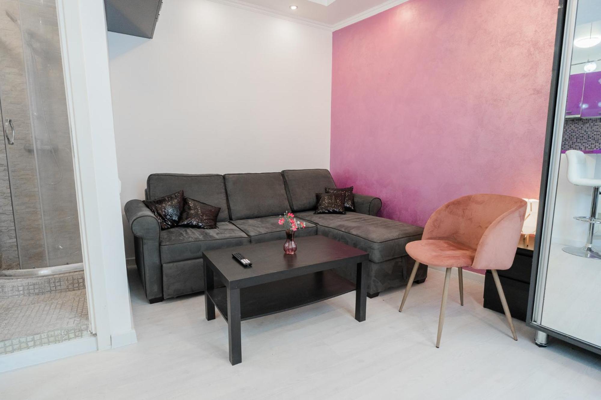 Ultra Central White & Lila Studio Букурещ Екстериор снимка
